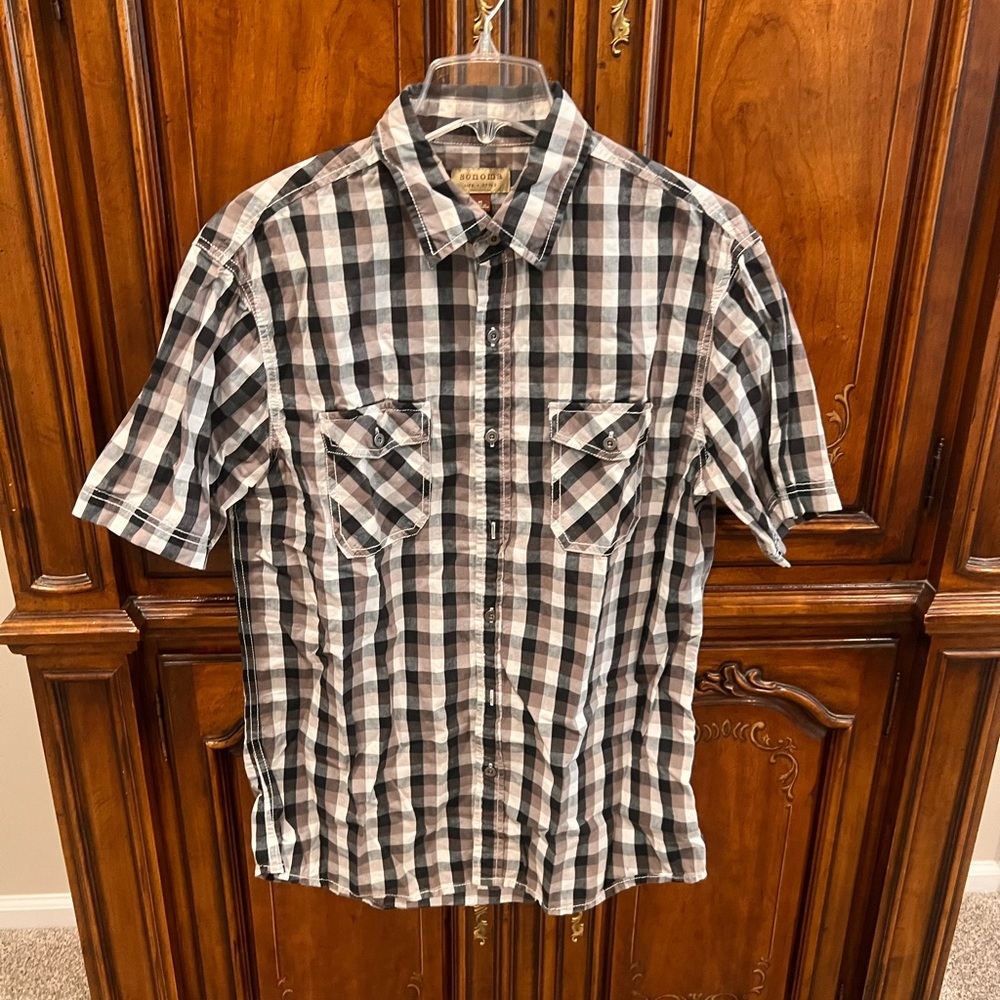 Sonoma Men's Plaid Short Sleeve Shirt in Like NEW Condition